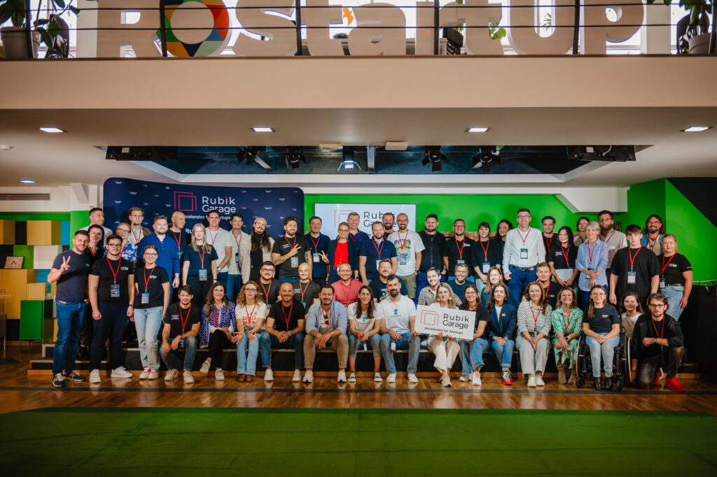 See how was the Rubik Garage Founders Bootcamp #7.